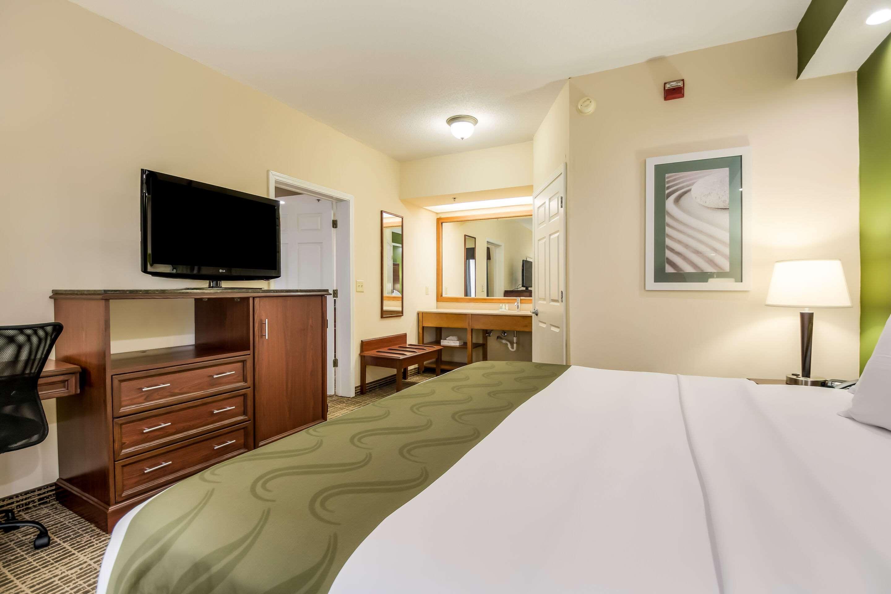 Quality Inn Oak Ridge Exterior photo