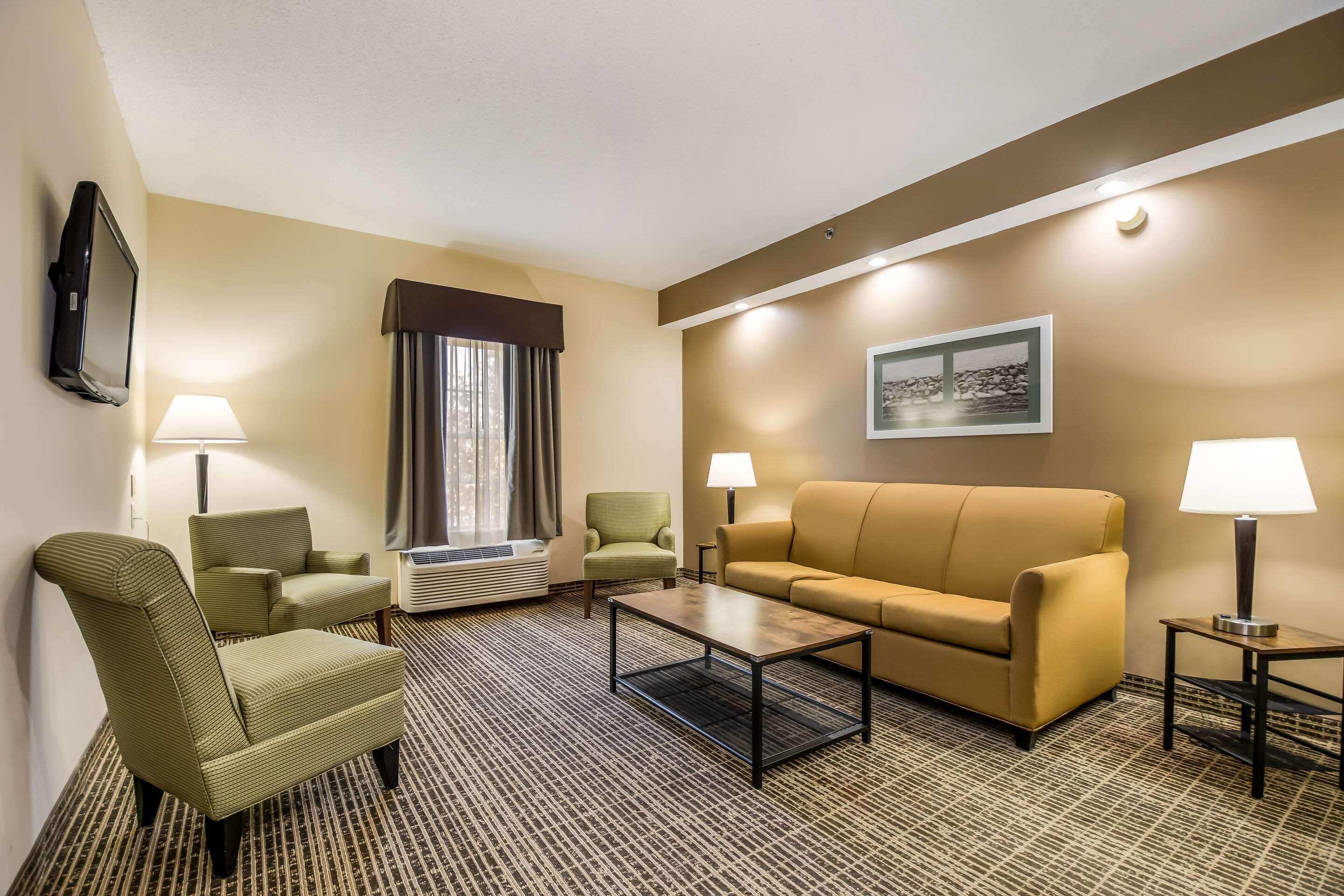 Quality Inn Oak Ridge Exterior photo