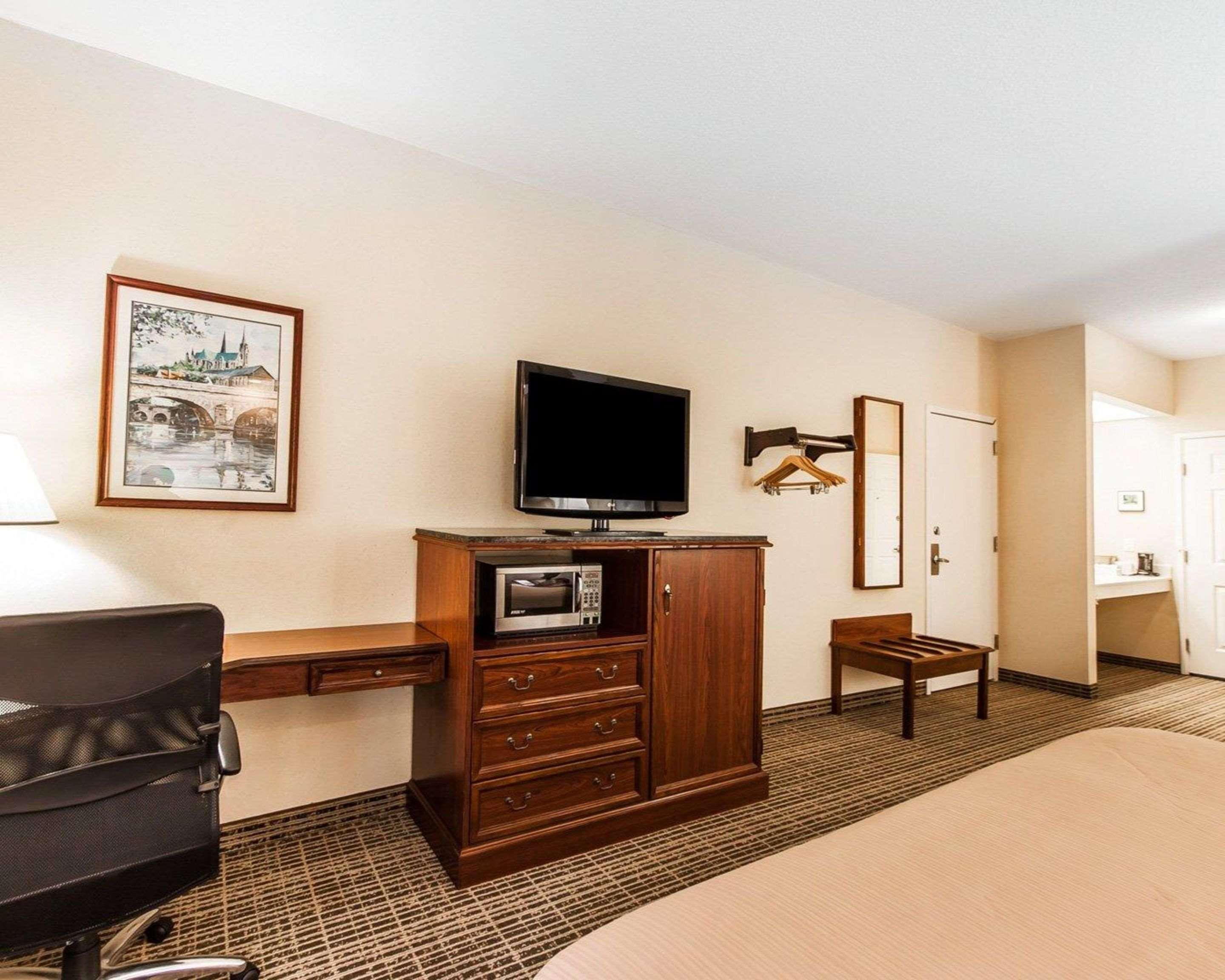 Quality Inn Oak Ridge Exterior photo