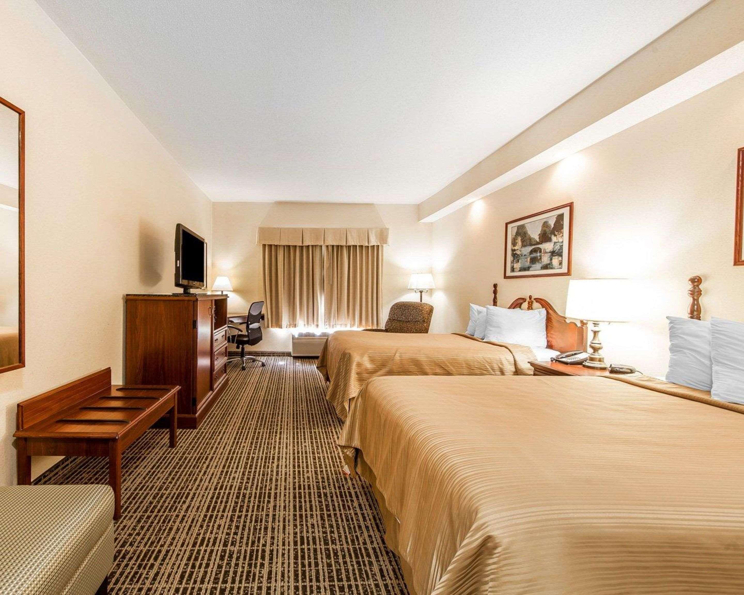 Quality Inn Oak Ridge Exterior photo