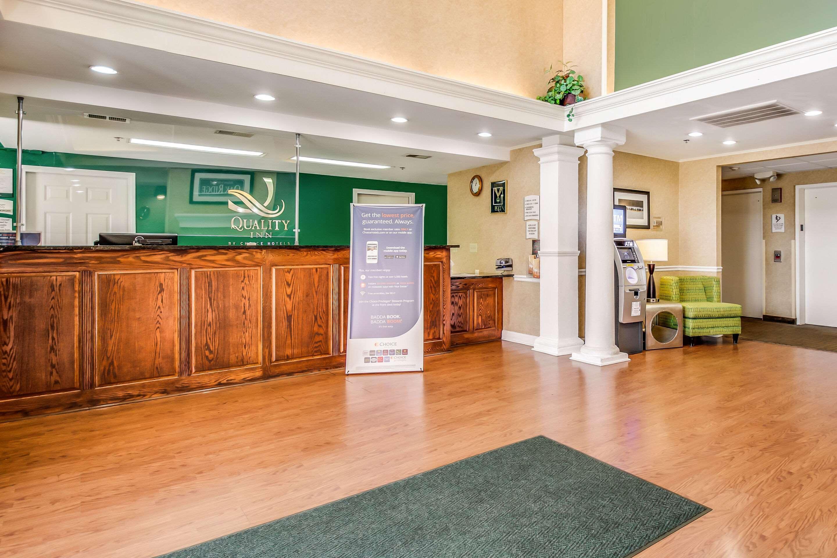Quality Inn Oak Ridge Exterior photo