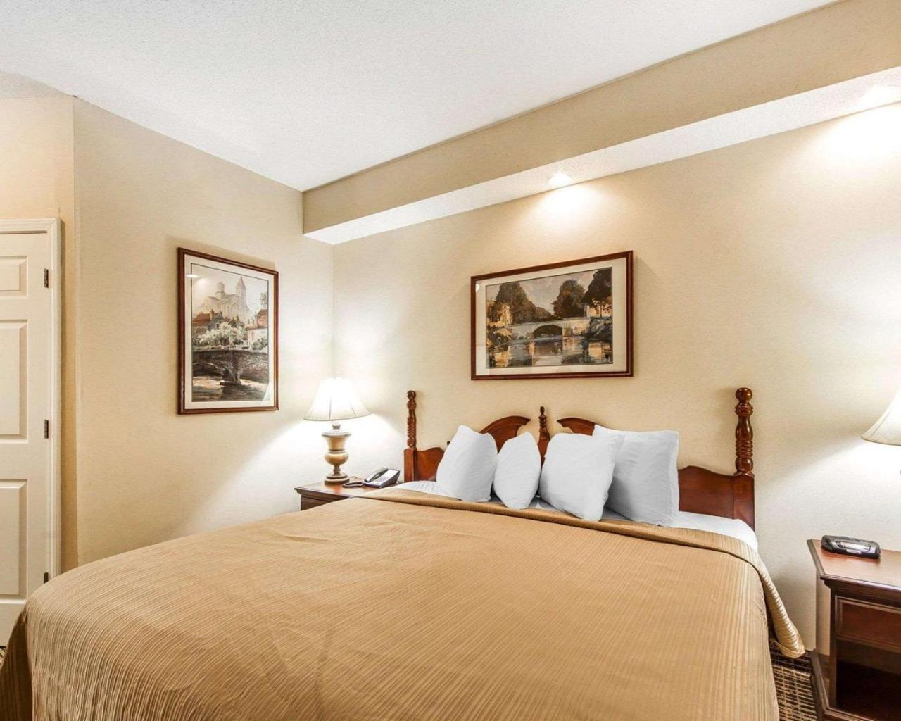 Quality Inn Oak Ridge Exterior photo
